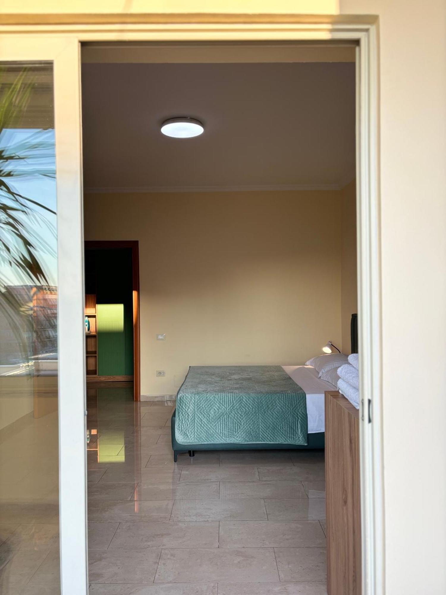 Tam 2Bdr Center Taiwan Apartment Тирана Экстерьер фото