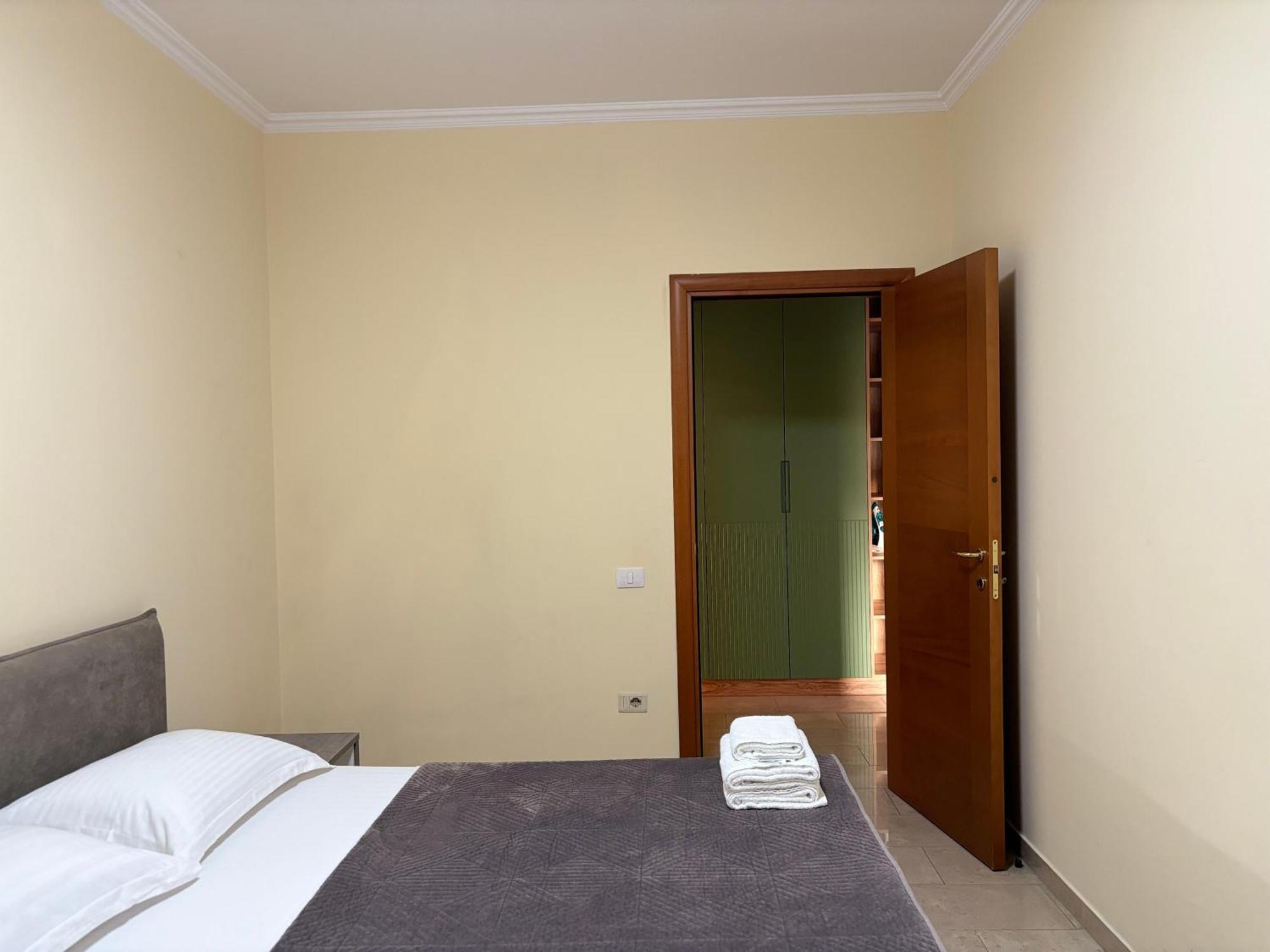 Tam 2Bdr Center Taiwan Apartment Тирана Экстерьер фото